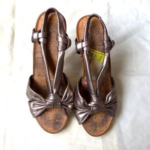 Gianni Bini’s Heel, Size 7